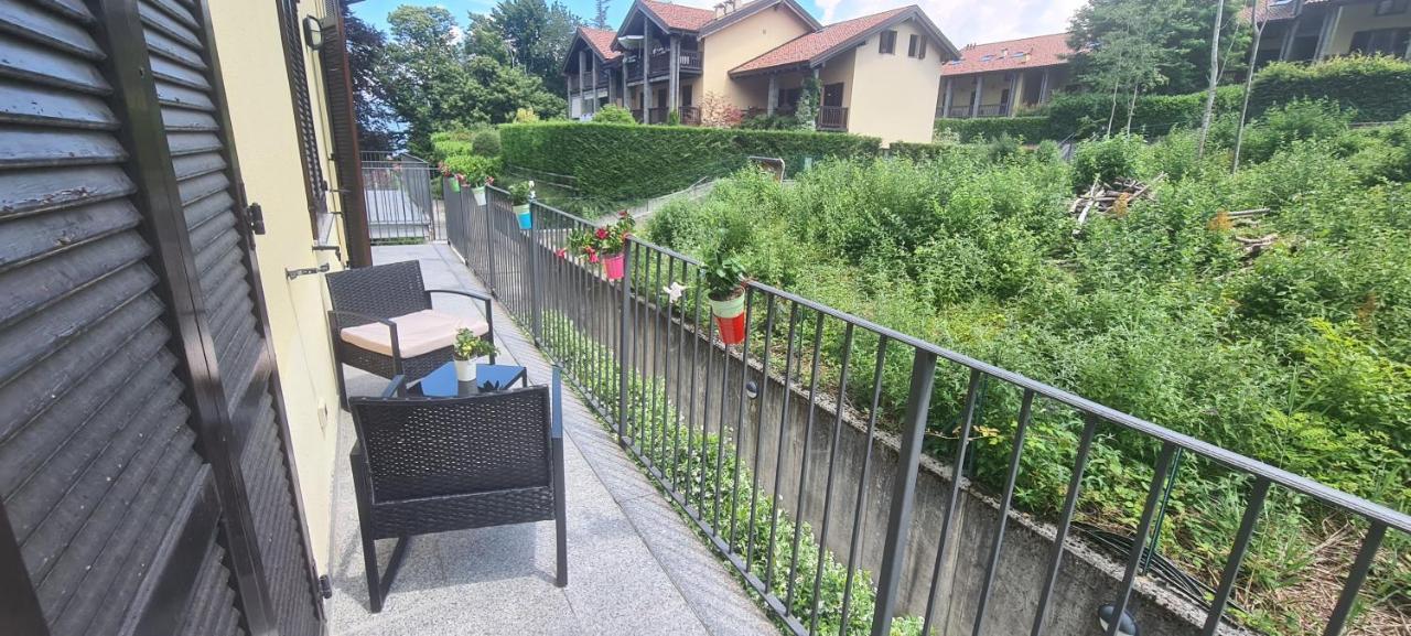 Casa Mirella - Appartamento Zona Bellagio Magreglio Luaran gambar