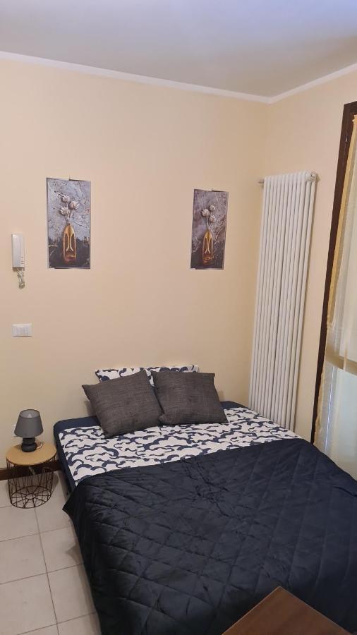 Casa Mirella - Appartamento Zona Bellagio Magreglio Luaran gambar