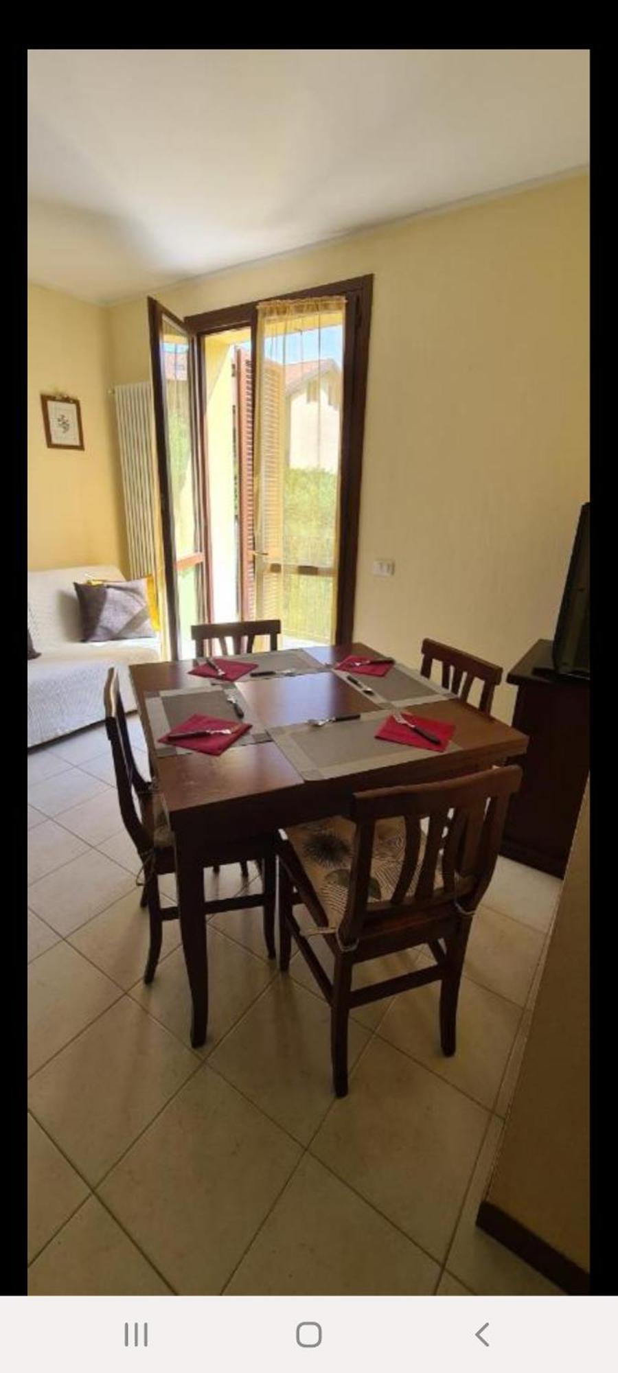 Casa Mirella - Appartamento Zona Bellagio Magreglio Luaran gambar