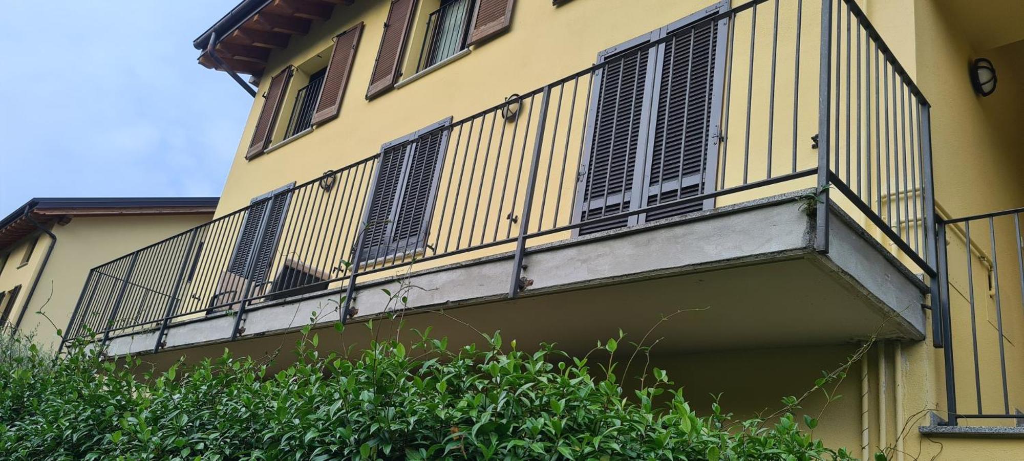 Casa Mirella - Appartamento Zona Bellagio Magreglio Luaran gambar